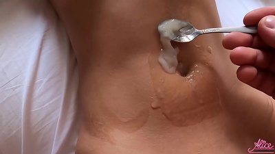 Diep blowjob en passievolle seks close-up - geëet sperm