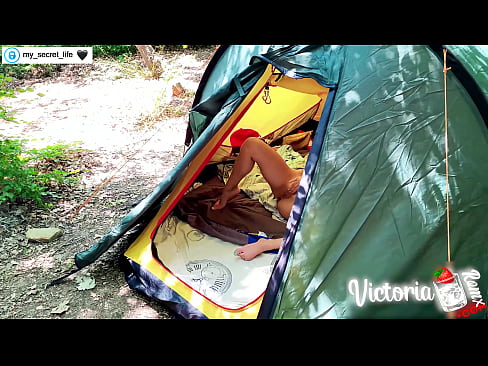 ❤️ Op kamera verfilm Passievolle ruk vreemdeling in 'n tent Porno fb by porn af.sexera.ru ﹏